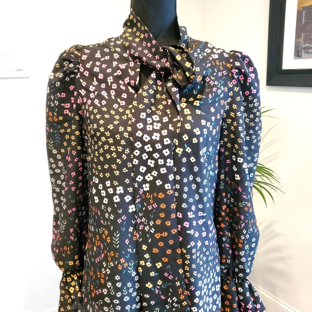 Never Fully Dressed, Blouse, US 6